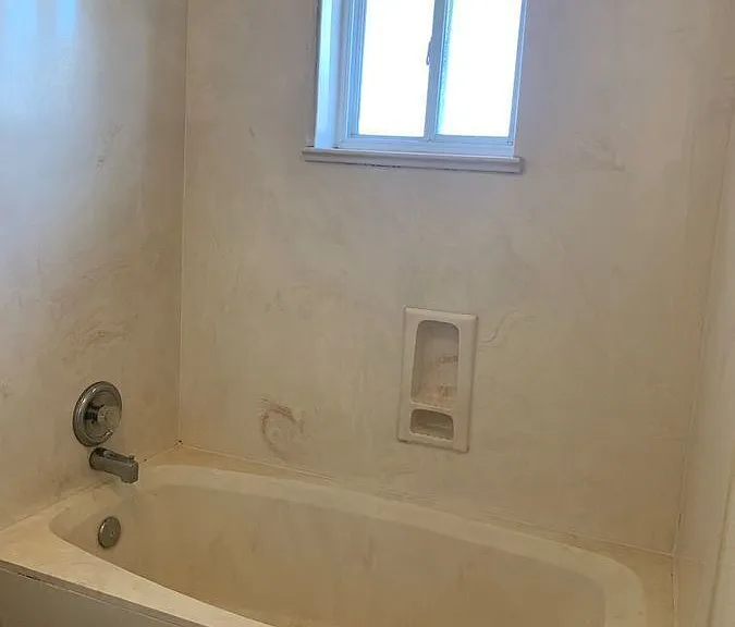 370 Atrisco Dr SW #12 — Photo 15