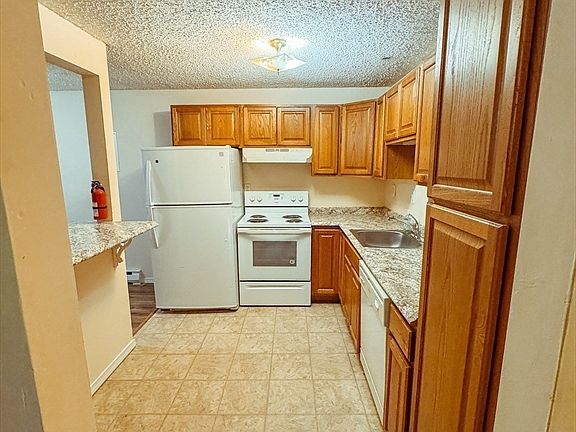 3rd image of 80 Damon Rd APT 4109