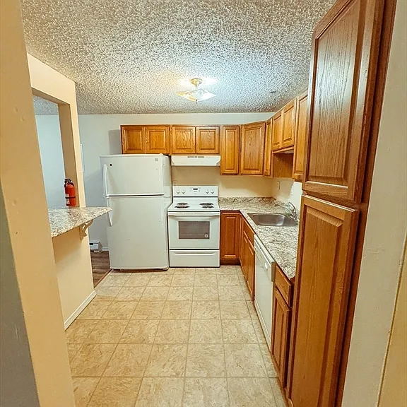 80 Damon Rd #109 — Photo 3
