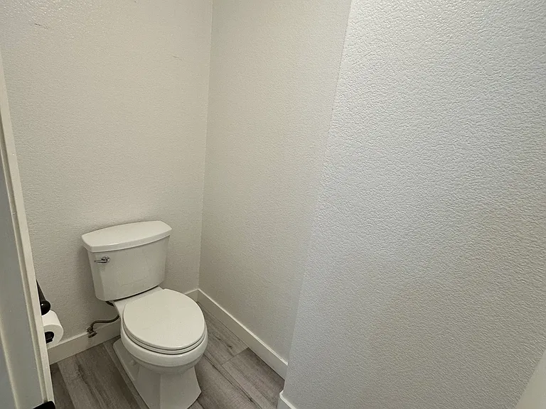 2280 Sun Valley Rd — Photo 14