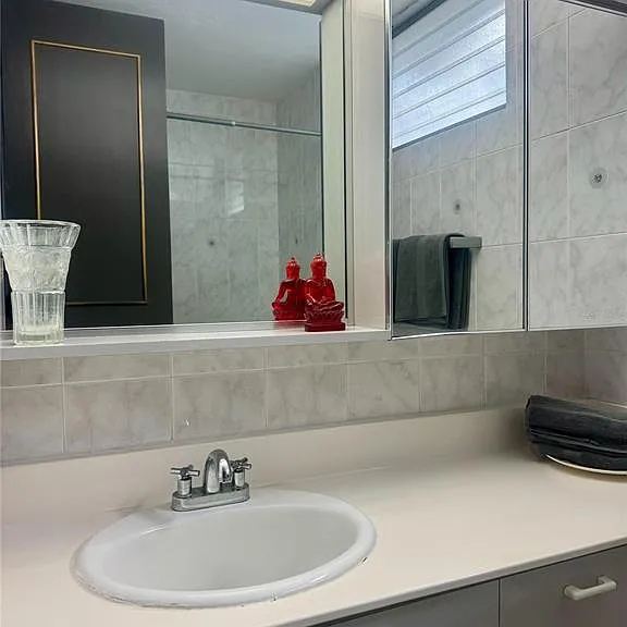 76 Kings Court St #902 — Photo 24
