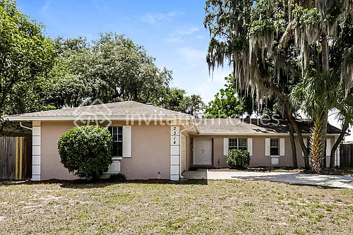 2314 Medford Ln Photo 1