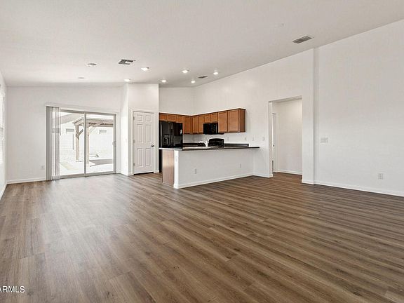 3rd image of 11184 E Wallflower Ln