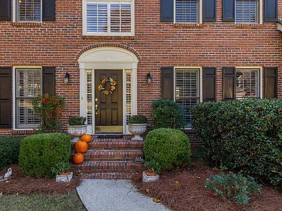 2nd image of 2782 Saddlebrook Way NW