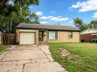 1320 E Alturas St, Wichita, KS 67216