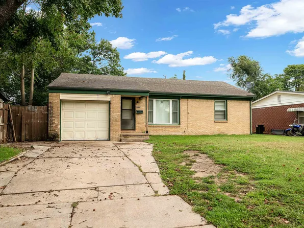 1320 E Alturas St, Wichita, KS 67216