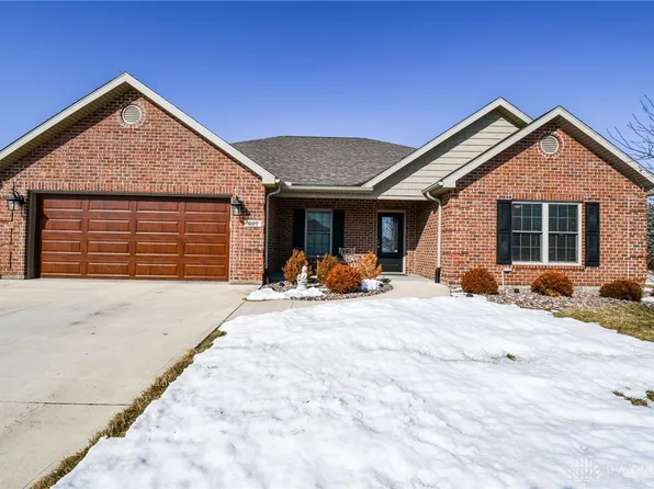 607 W Bentley Cir, Troy, OH 45373