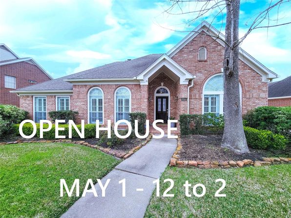 7711 Green Path Ct, Sugar Land, TX 77479