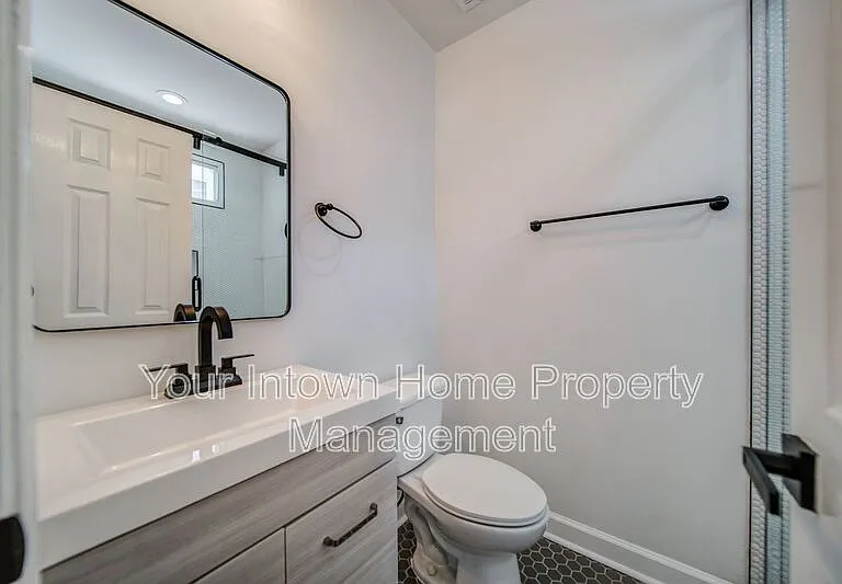 1047 Grant Way SE — Photo 18
