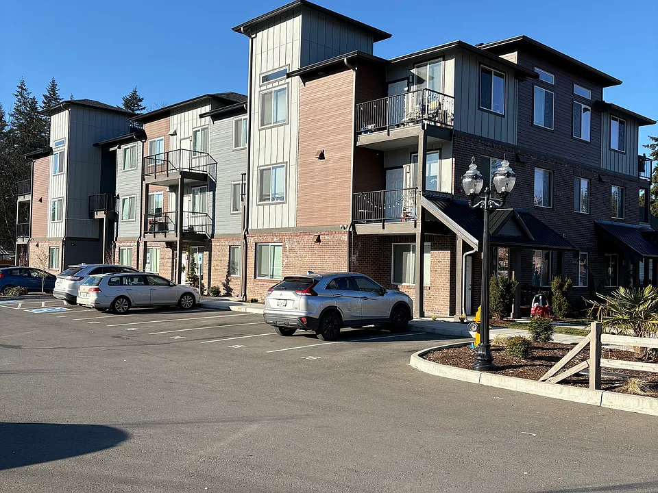 1245 Beach Ave #303