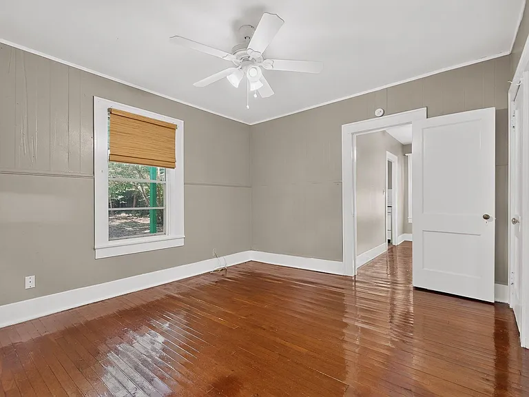 4008 Burnet Rd — Photo 27