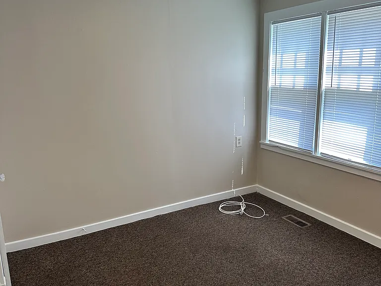 4943 Virginia Ave #4945 — Photo 6