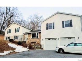 276 Oscawana Lake Rd, Putnam Valley, NY 10579