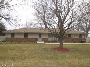 9580 Starlite Dr, Bloomington, IL 61705