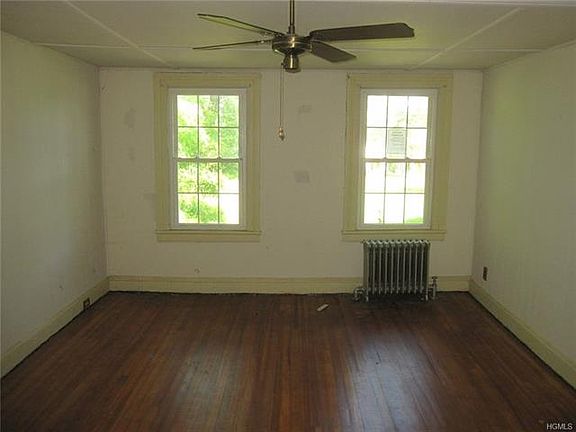 3rd image of 59 Mountain Ave