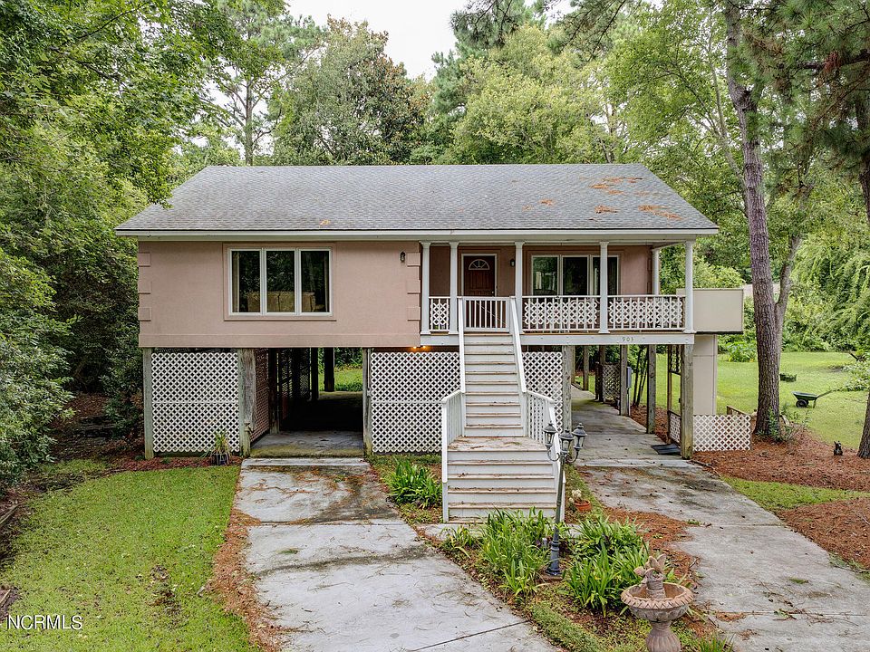 1st image of 903 Tarpon Drive