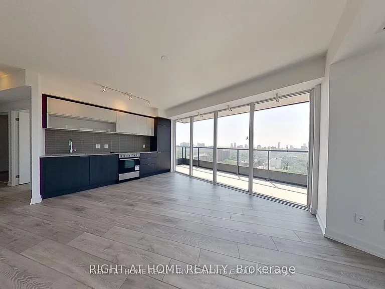 159 Wellesley St E #1408 — Photo 4