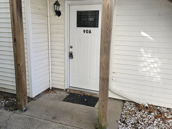 90 Emeraude Plage #A, Hampton, VA 23666
