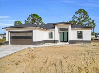 1900 Coy Ave N, Lehigh Acres, FL 33971