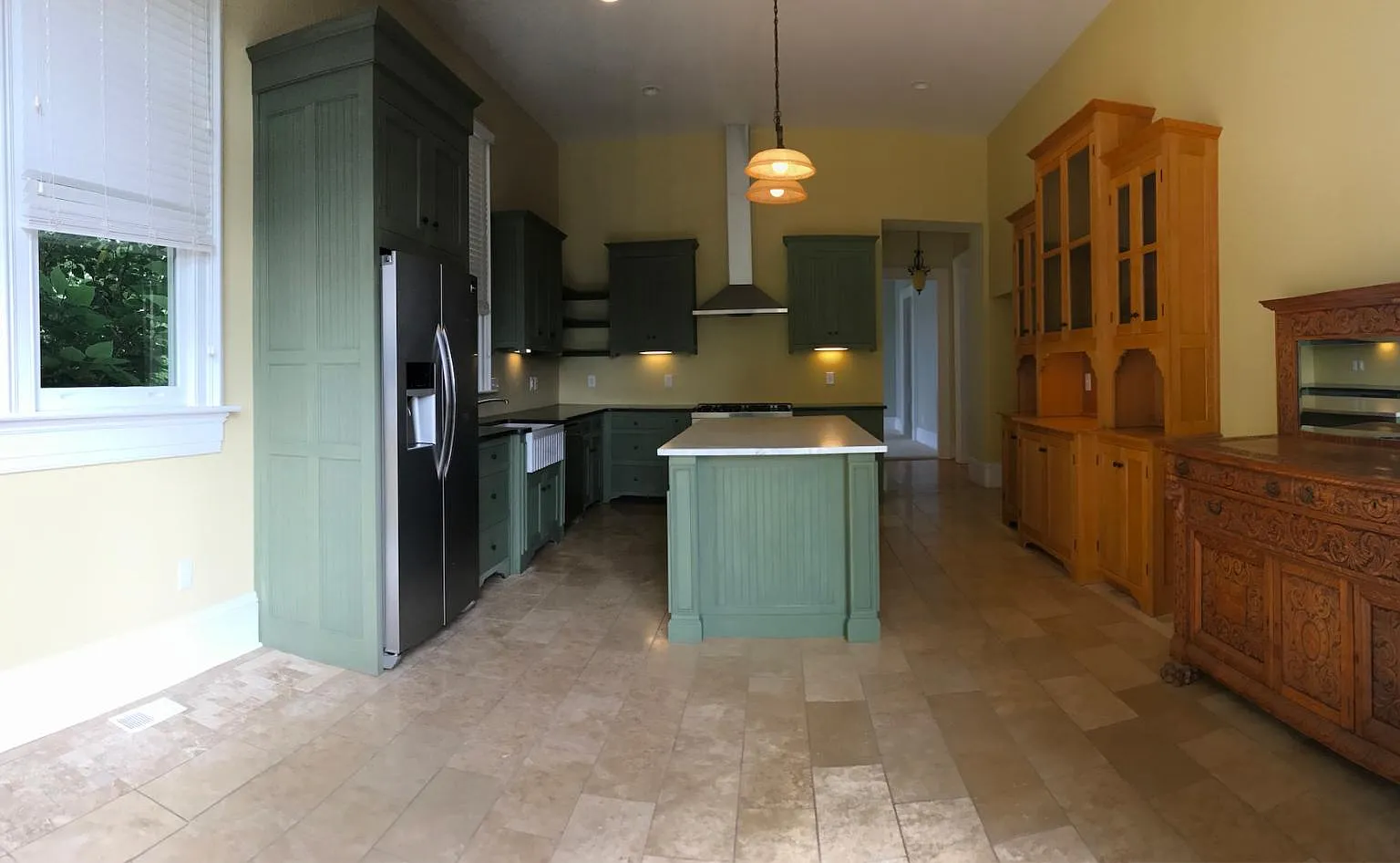 841 Main St — Photo 2