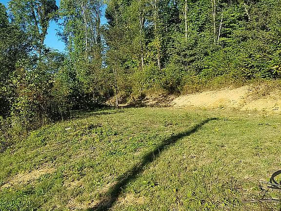 2nd image of 402 Charley Ave