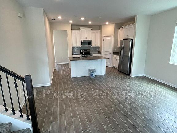 5th image of 1381 Waverunner Ln