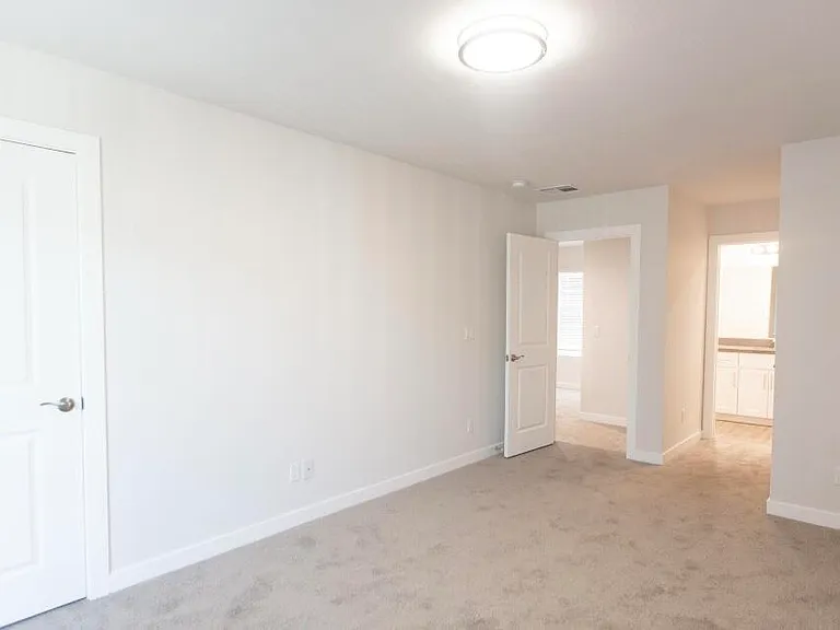 1850 N 51st St #2 — Photo 12