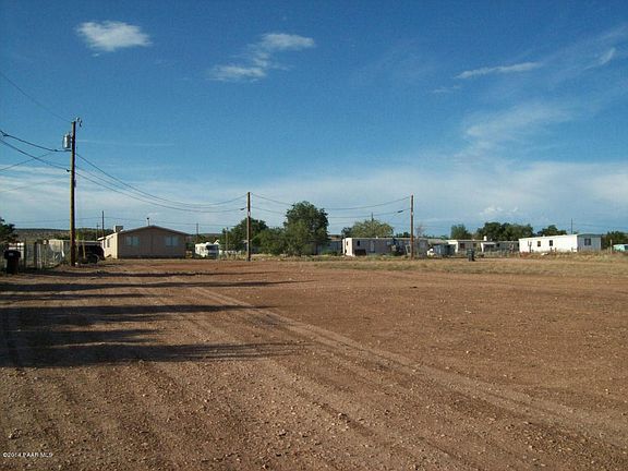 4th image of 25015 N Cottonwood Ln