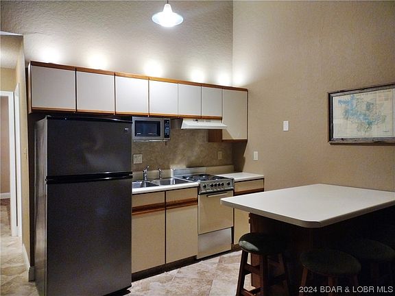 3rd image of 5665 Heron Bay #C-405