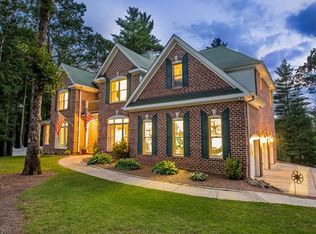 54 Woodcrest Dr, Brevard, NC 28712