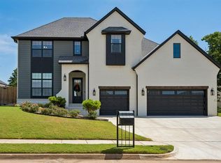 3908 Stone Hill Ln, Edmond, OK 73034