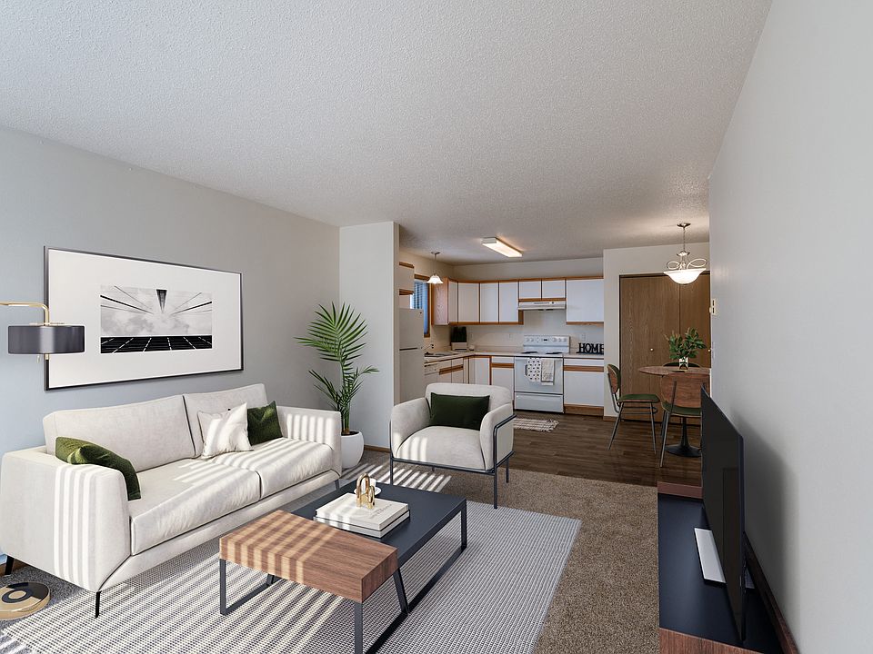 Fargo, ND Eagle Run Apartments | Living