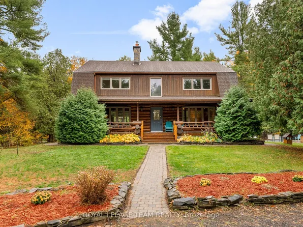 9 Hubertine Gate, Ottawa, ON K2S 1S5