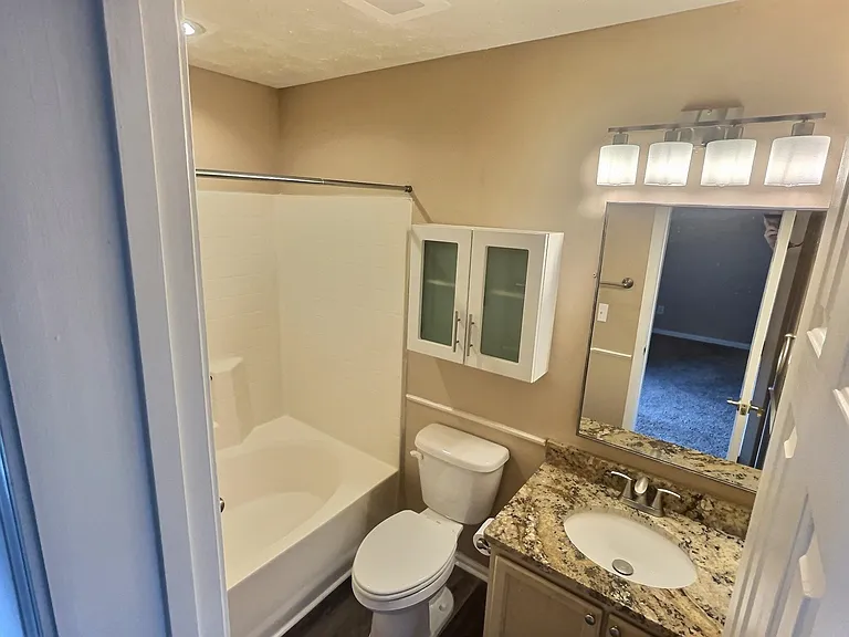 6500 Colonial Dr — Photo 13