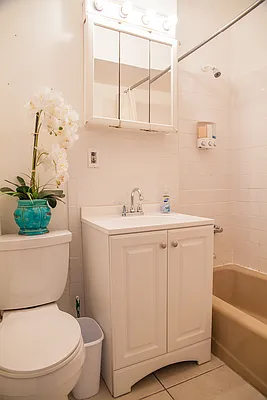 Rented by Furnished Habitat | media 30