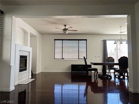 2nd image of 1392 Angel Falls St