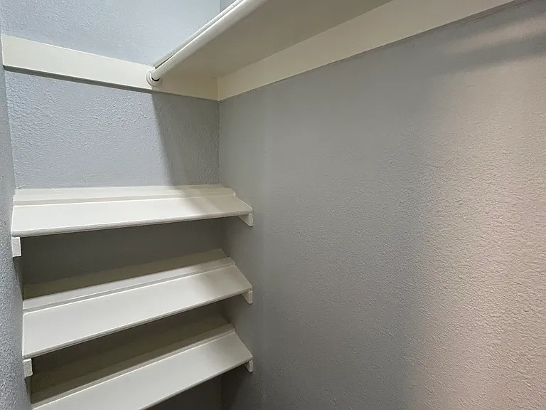 1706 Boyd St — Photo 15