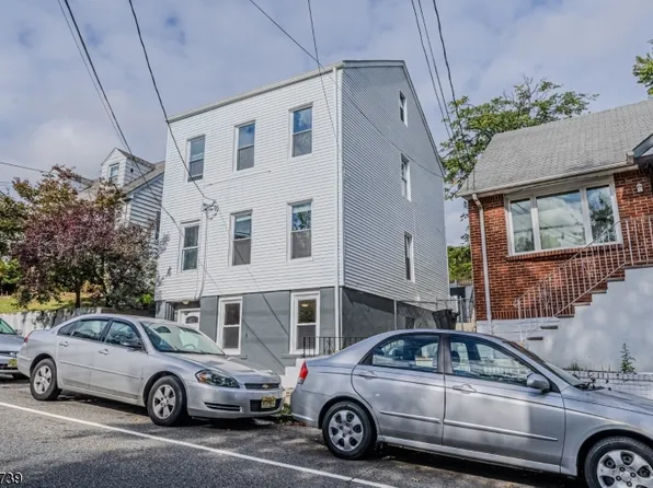 93 Front St, Paterson City, NJ 07522