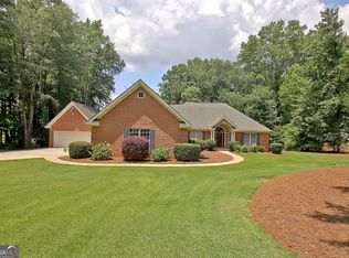 135 Pendleton Trl, Tyrone, GA 30290