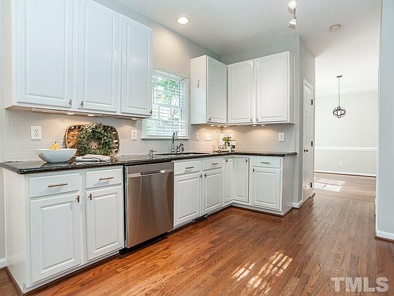 5th image of 8812 Narron Ct