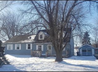 117 Pacific Ave, Morris, MN 56267