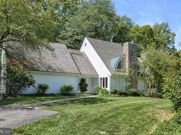 1135 Hawley Dr, Lancaster, PA 17603