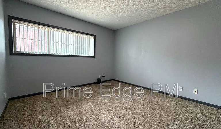 1121 N 28th St #4 — Photo 17