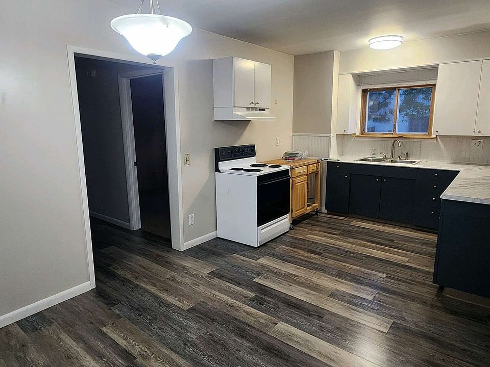 1st image of 600 W C St