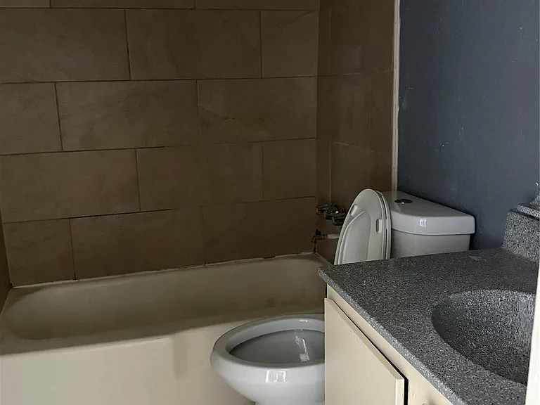 6201 Ranchester Dr #22 — Photo 8