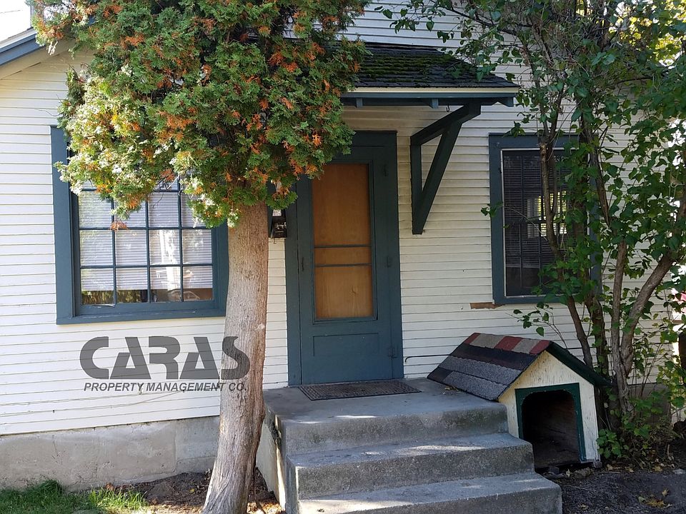 2nd image of 409 1/2 E Pine St
