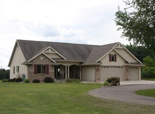 E1629 Johnson Rd, Iola, WI 54945