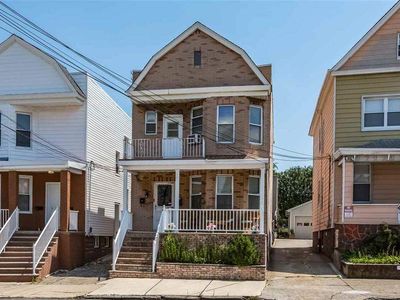 476 Avenue A, Bayonne, NJ, 07002