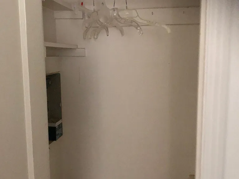 607 N Duck St — Photo 25