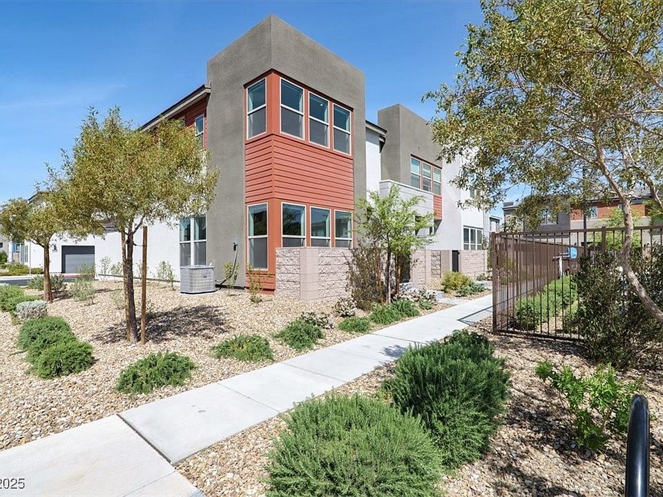 1st image of 9834 Canyon Sage St